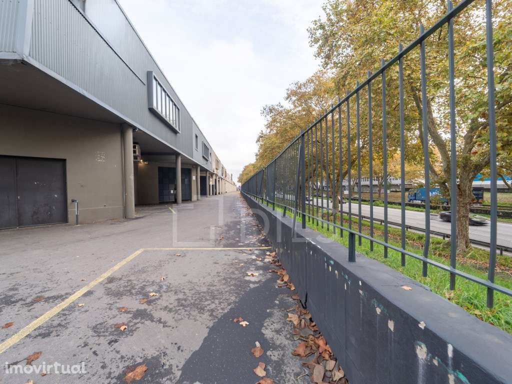 Escritório para arrendamento - Zona Empresarial do Porto - Grande imagem: 2/24