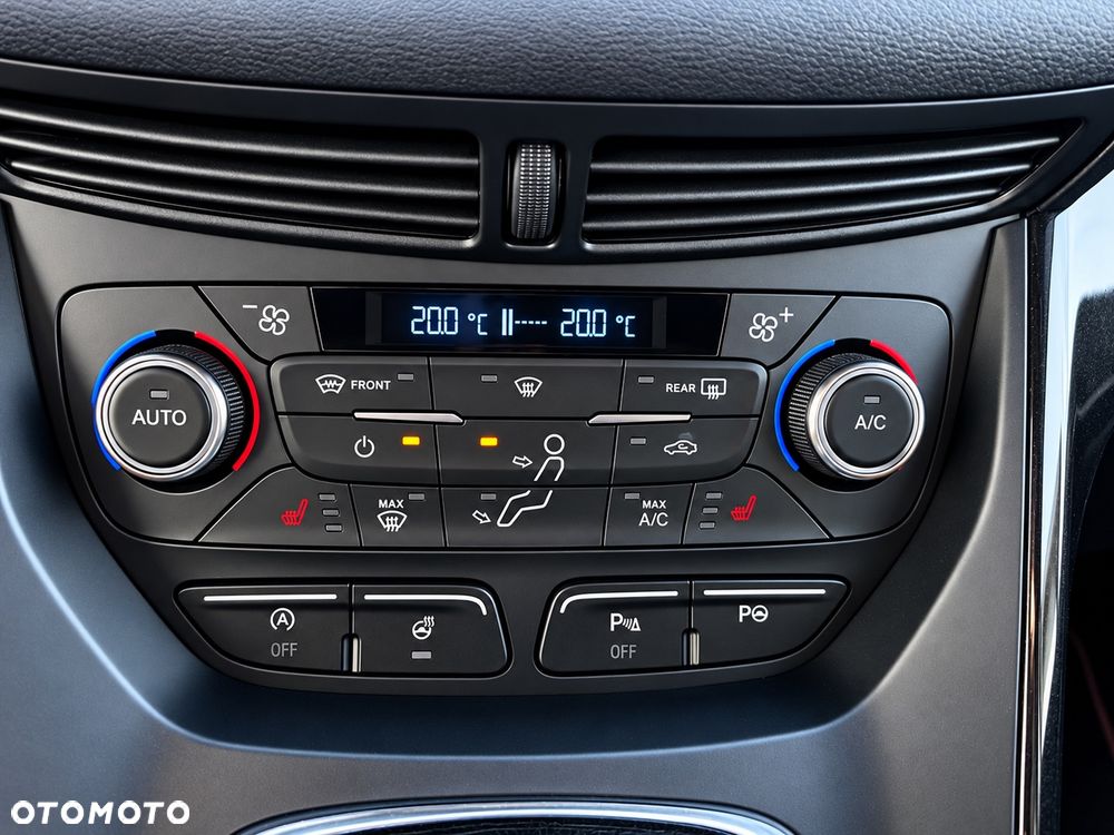 Ford Kuga - 21