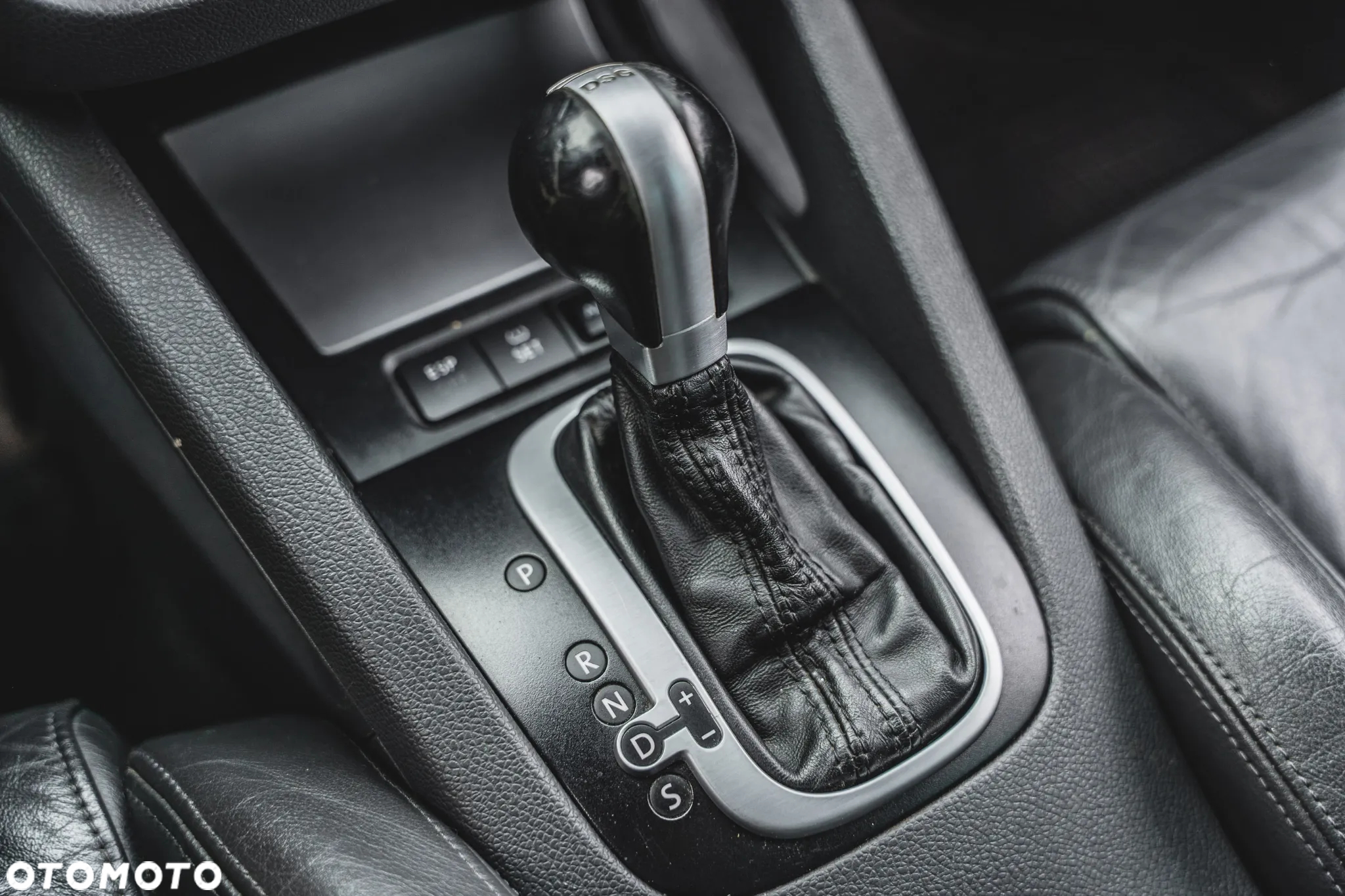 Volkswagen Golf 2.0 GTI DSG - 23