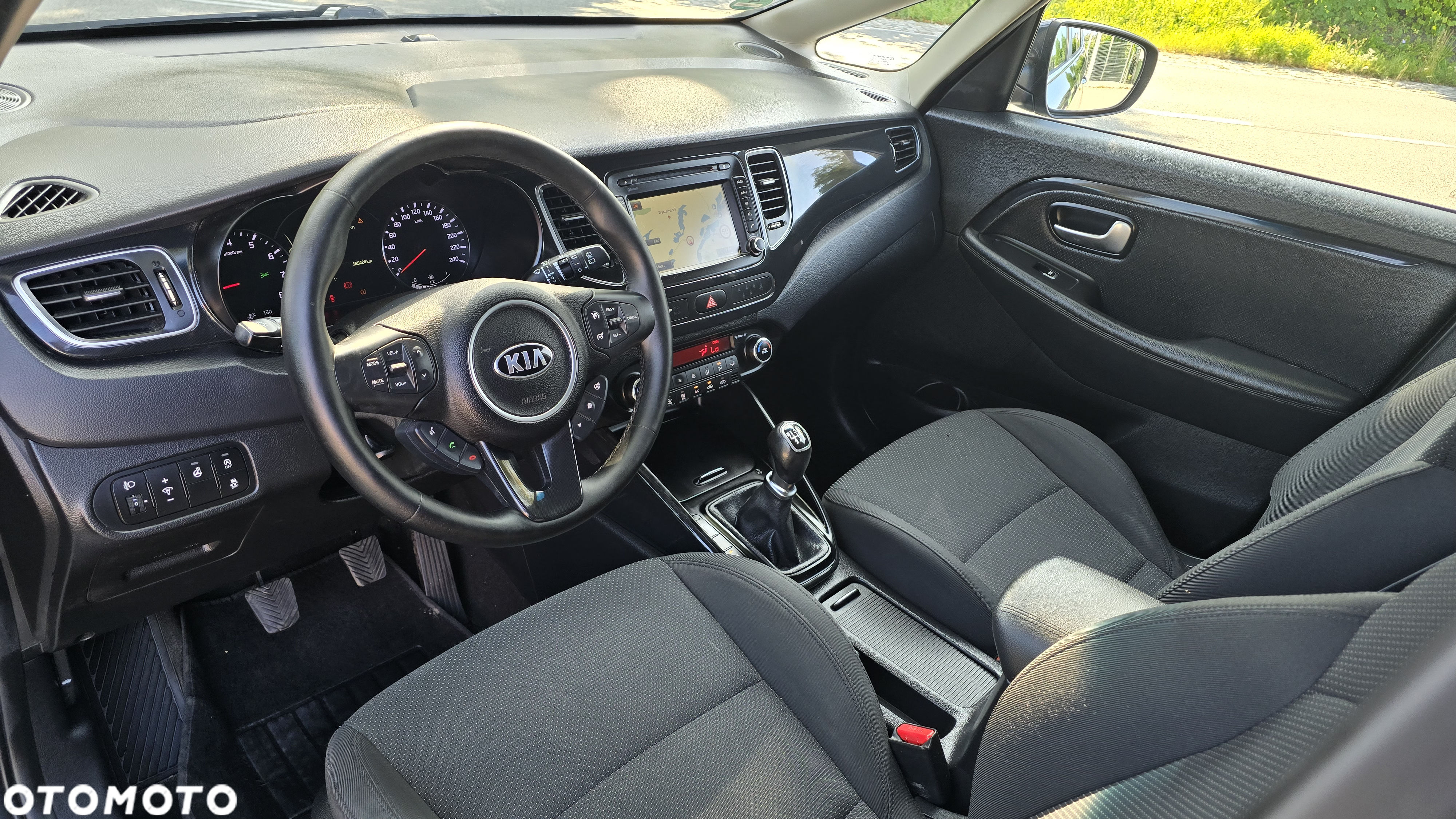 Kia Carens 1.6 GDI S 7os - 6
