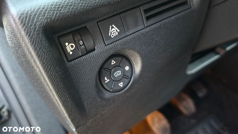 Citroën C4 PureTech 130 Stop&Start FEEL PACK - 22