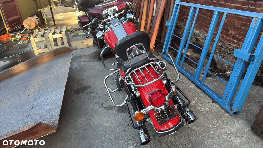 Harley-Davidson Touring Road King - 2