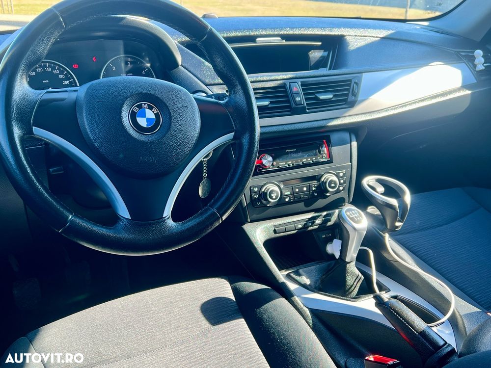 BMW X1 xDrive18d - 8