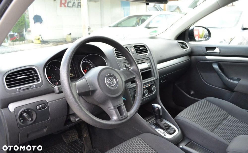 Volkswagen Golf - 18