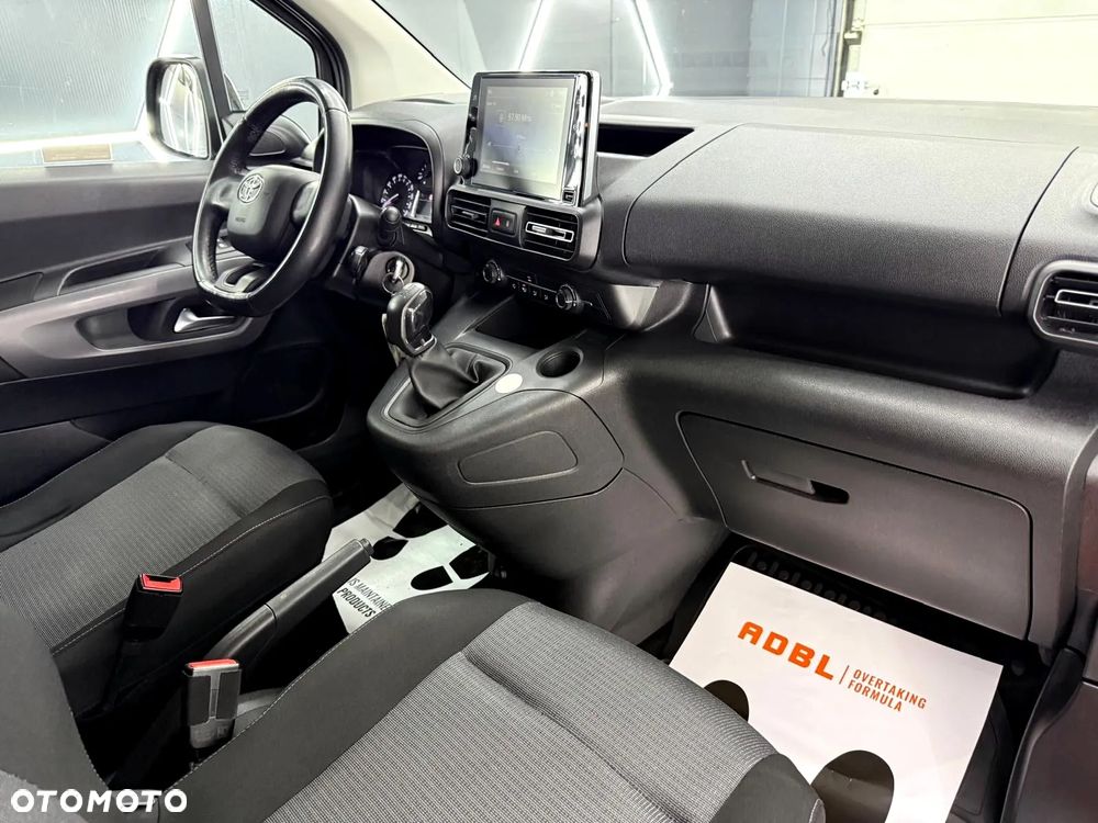 Toyota Proace City Verso 1.5 D-4D Family - 28
