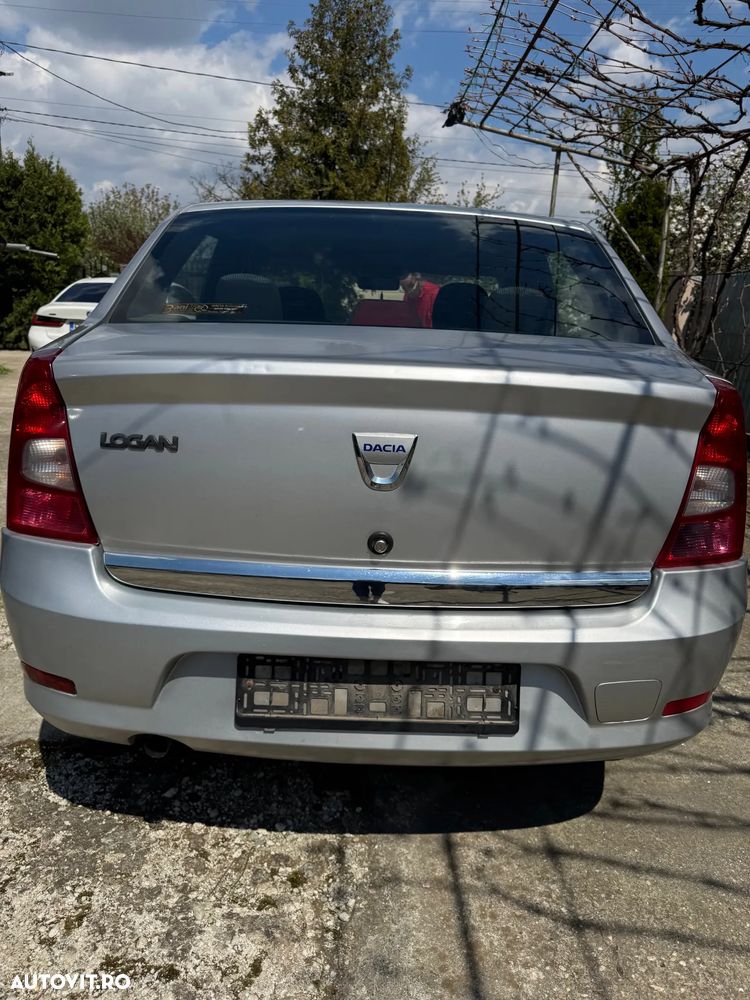 Dacia Logan 1.2 Laureate - 11