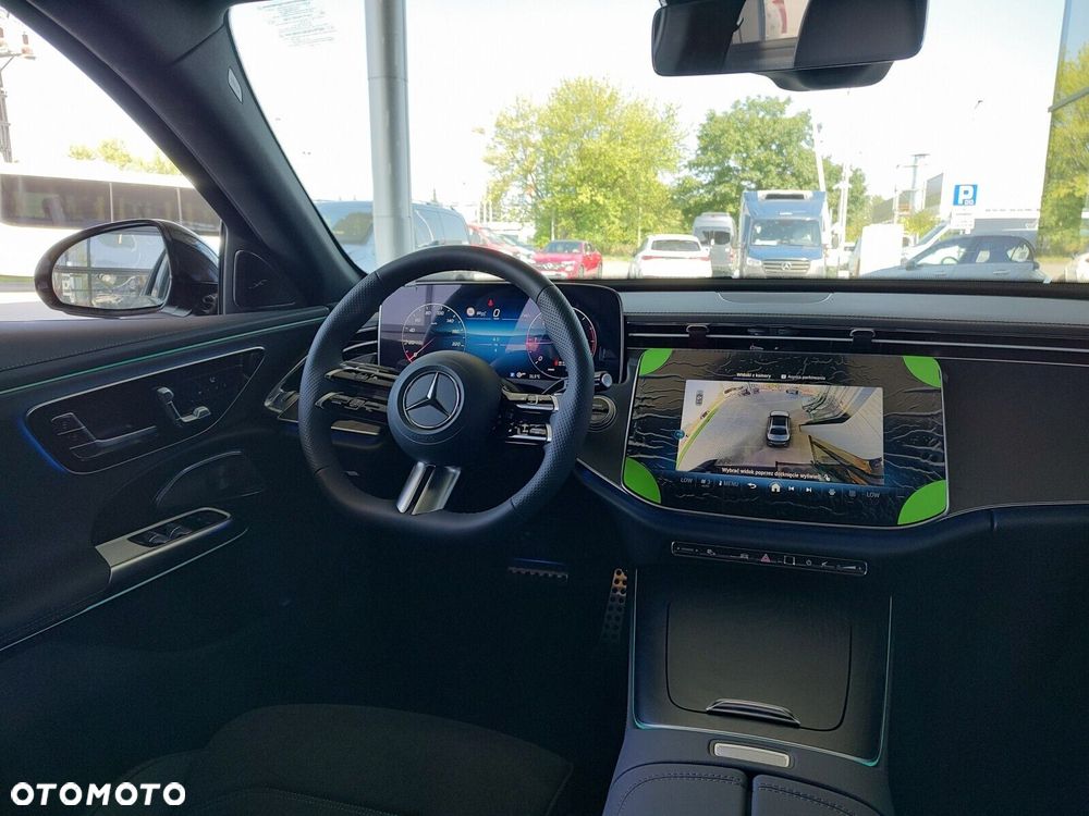 Mercedes-Benz Klasa E - 16