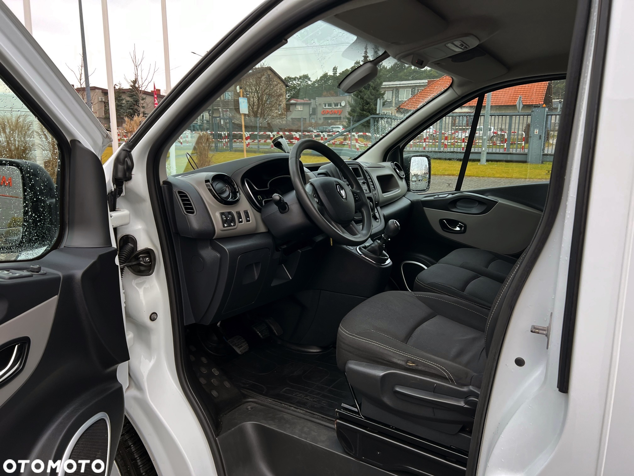 Renault Traffic Blaszak Chłodnia Izoterma, Long, Salon PL - 6