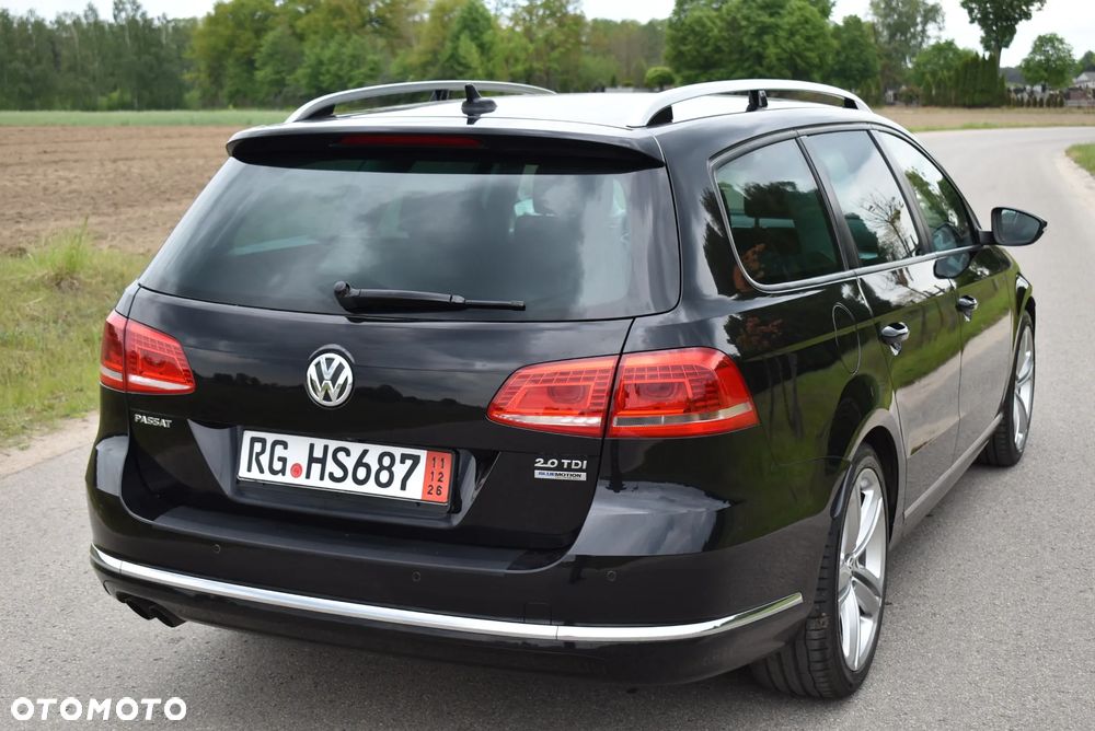Volkswagen Passat 2.0 TDI BlueMotion Technology R-Line - 14