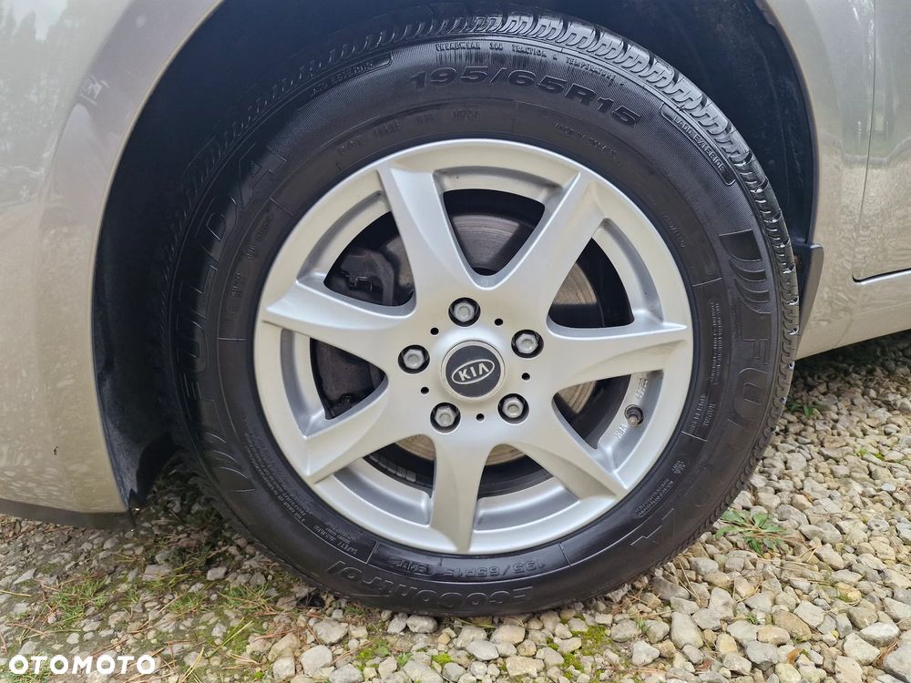 Kia Venga 1.6 CVVT Edition 7 - 12