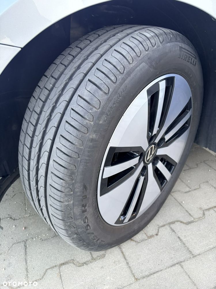 Volkswagen Passat - 15