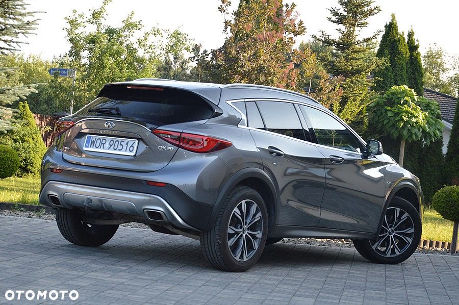 Infiniti QX30 2.2d DCT AWD Luxe - 15