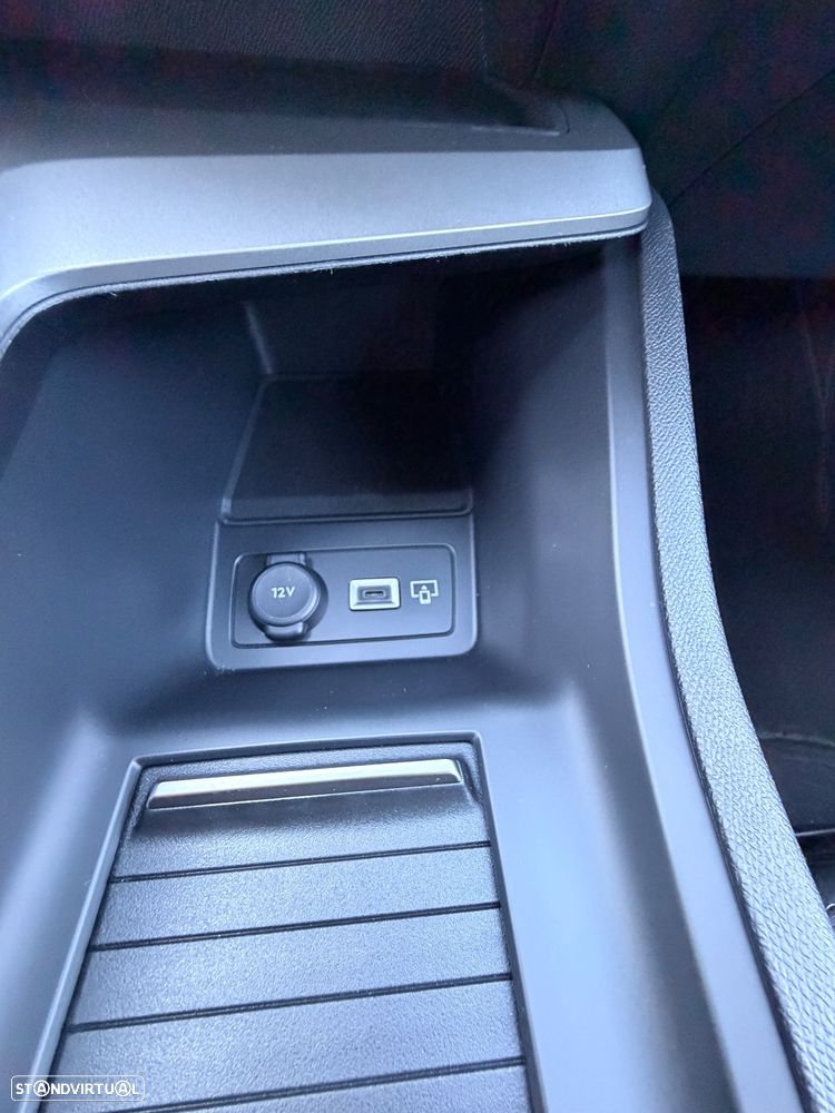 Peugeot e-308 156 Style - 19