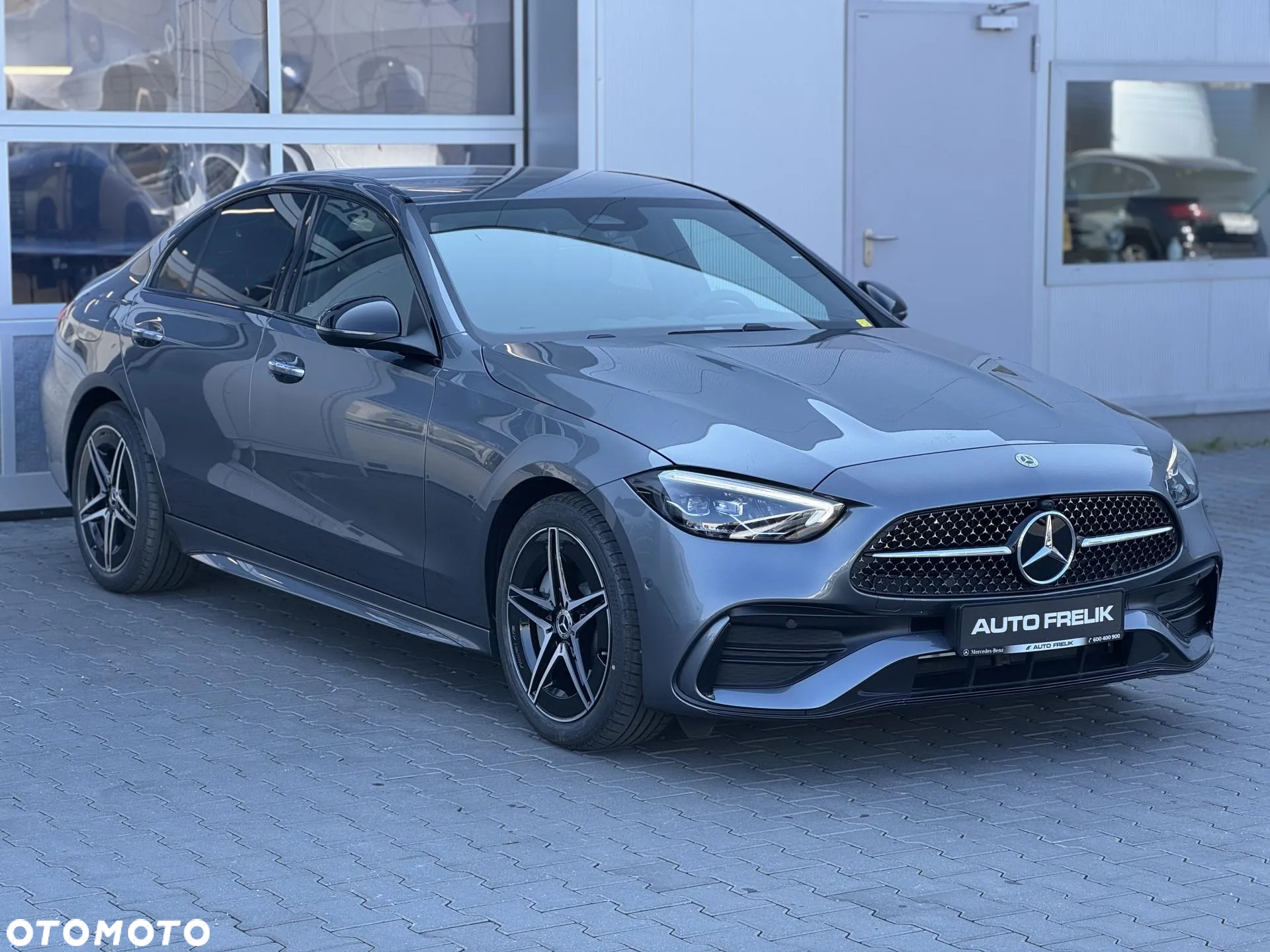 Mercedes-Benz Klasa C 180 9G-TRONIC AMG Line Advanced - 6