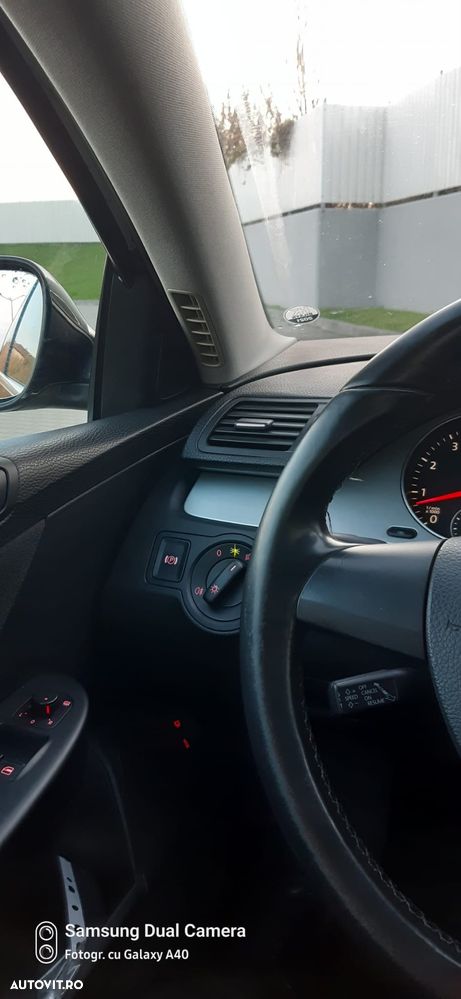 Volkswagen Passat - 14