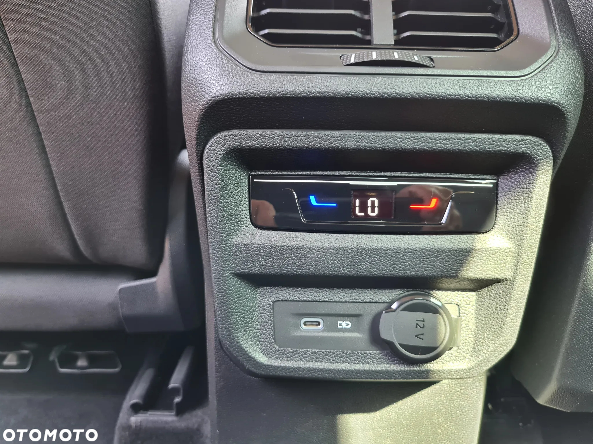 Volkswagen Tiguan 1.5 TSI OPF DSG URBAN SPORT - 29