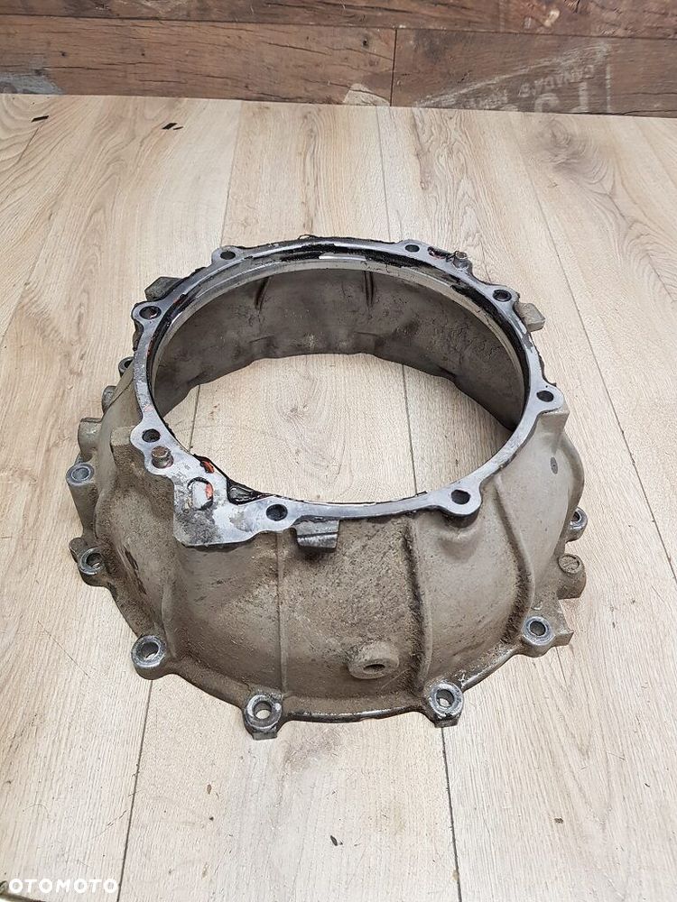 Łącznik silnik skrzynia biegów dzwon Mitsubishi Pajero III 3,2 DID - 4