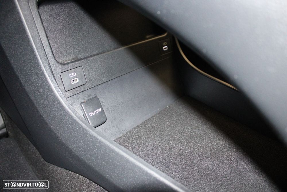 Toyota bZ4X 71,4 kWh Exclusive - 30