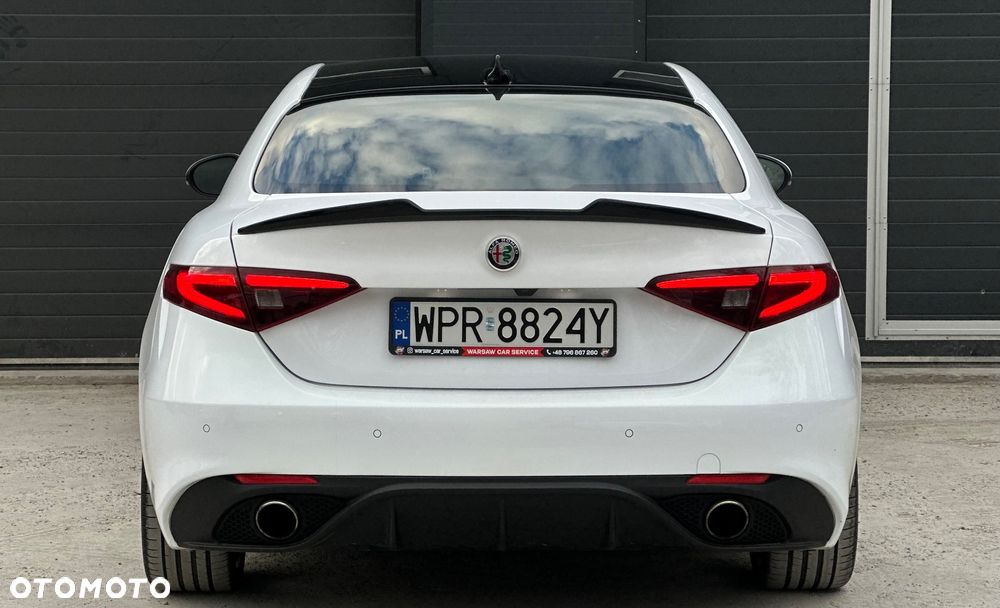 Alfa Romeo Giulia 2.0 Turbo 16V AT8-Q4 Ti - 7