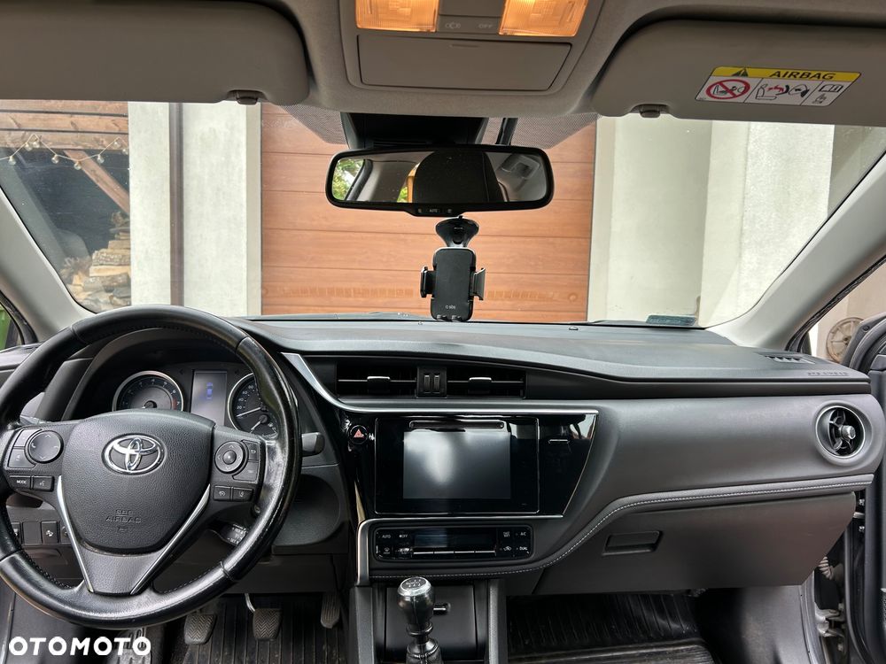 Toyota Corolla 1.6 Comfort - 15