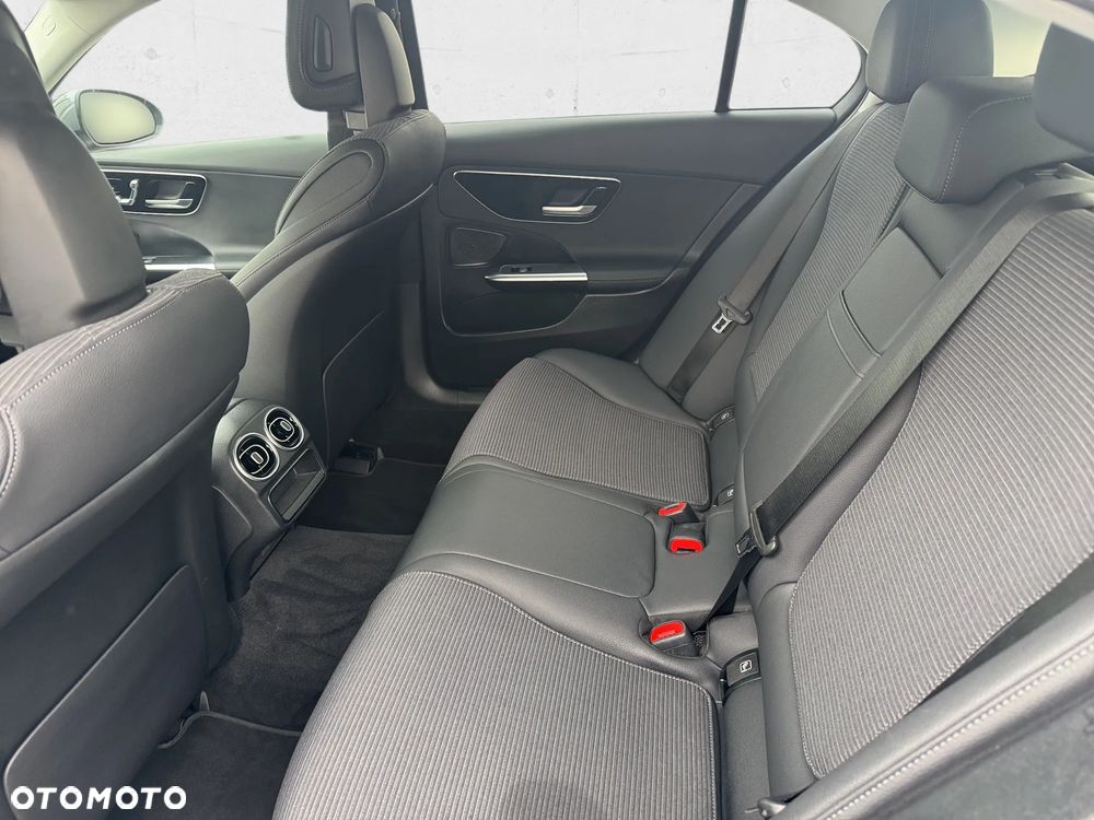 Mercedes-Benz Klasa C 220 d mHEV 4-Matic Avantgarde - 18