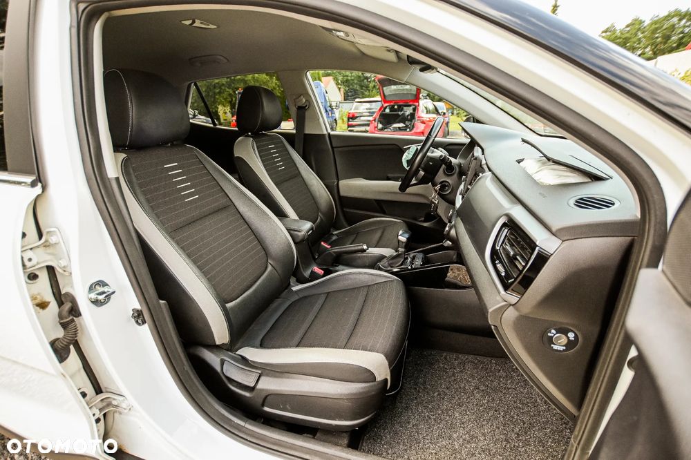 Kia Stonic 1.0 T-GDI 120 DCT OPF Edition 7 - 26