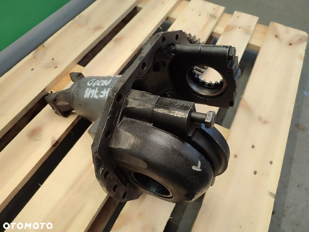 Dyferencjał Massey Ferguson Dana 4348687M93 - 4