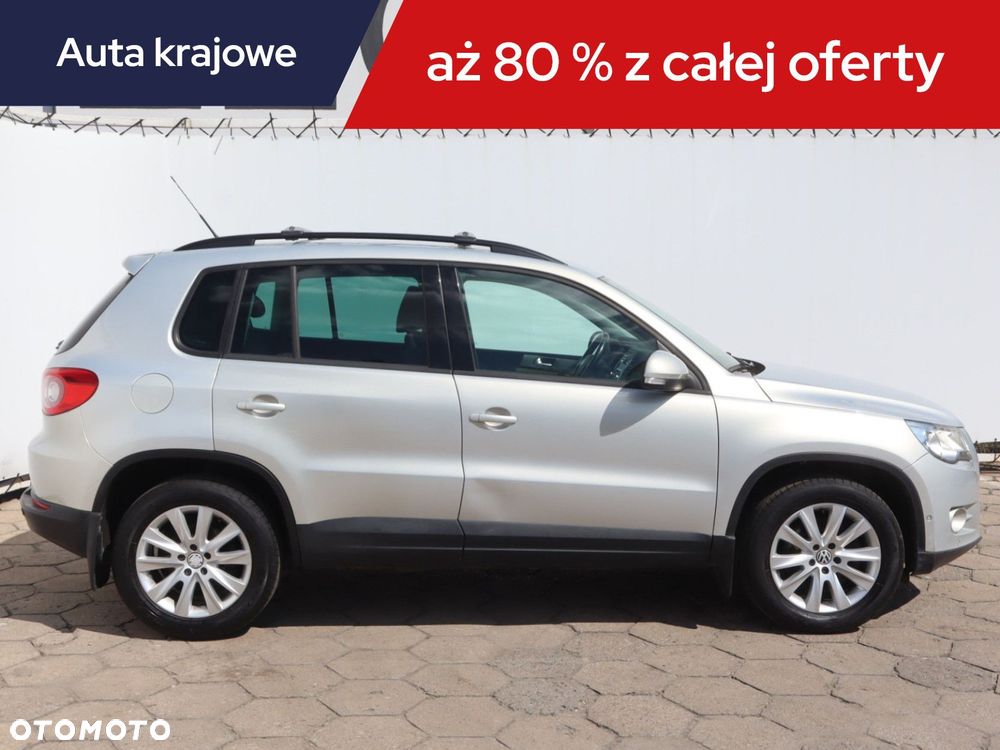 Volkswagen Tiguan - 8