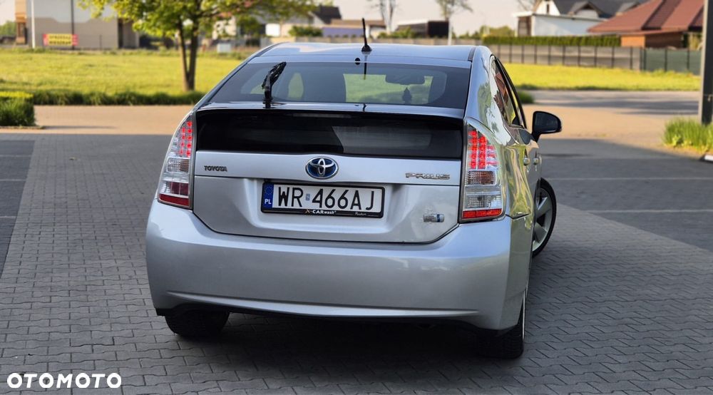 Toyota Prius - 2