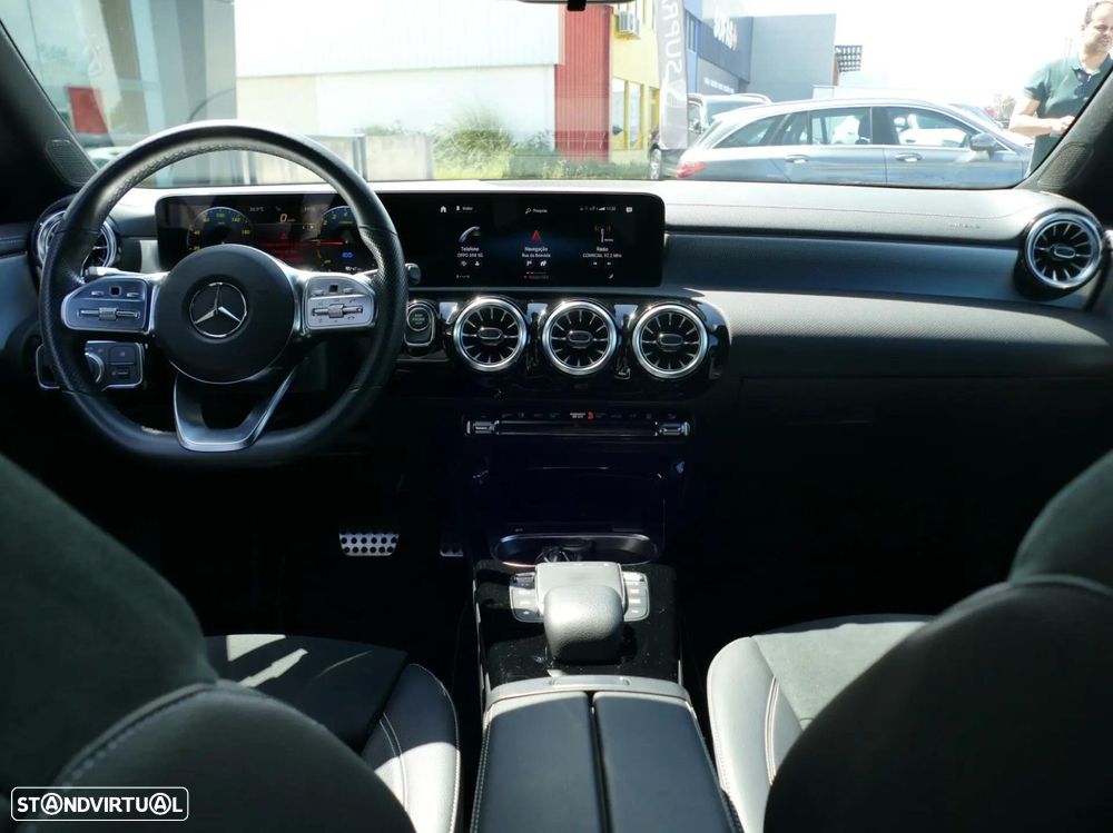Mercedes-Benz CLA 250 e Shooting Brake AMG Line - 37