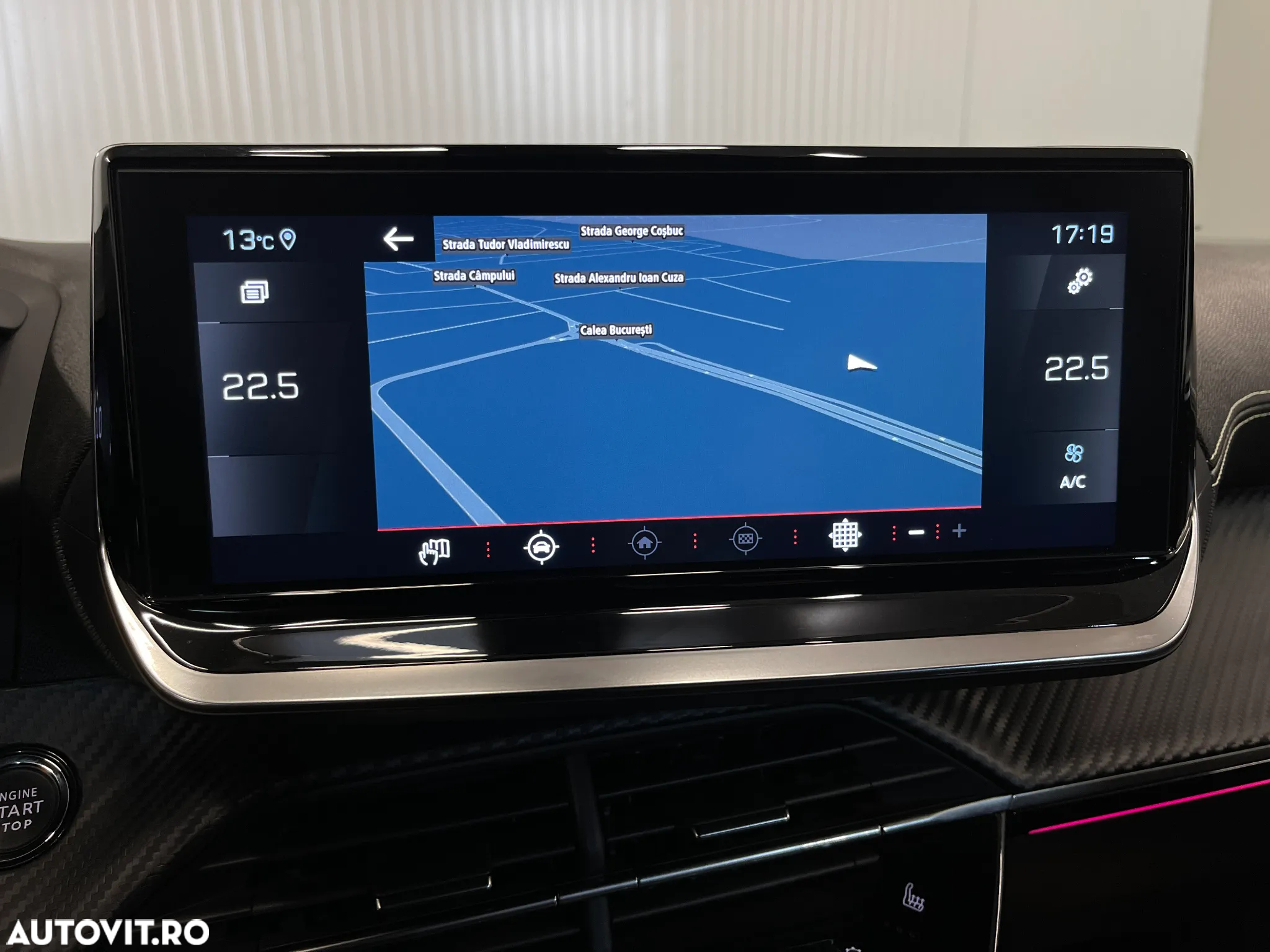 Peugeot 2008 1.2 PureTech BVM6 STT GT - 17