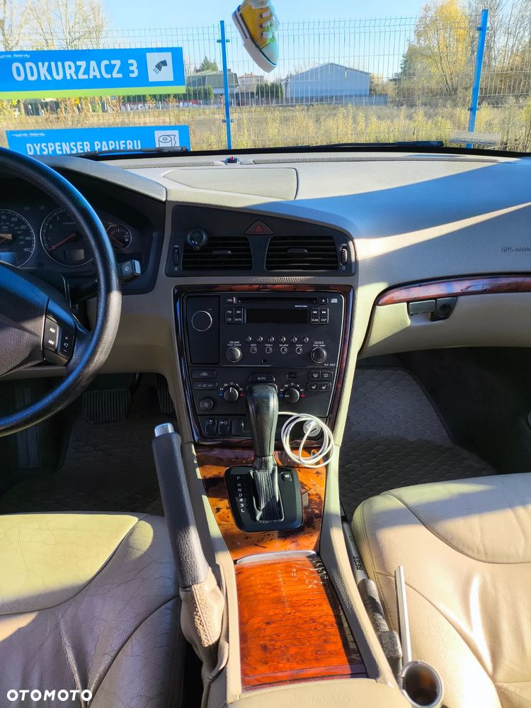 Volvo S60 2.5T Momentum - 2