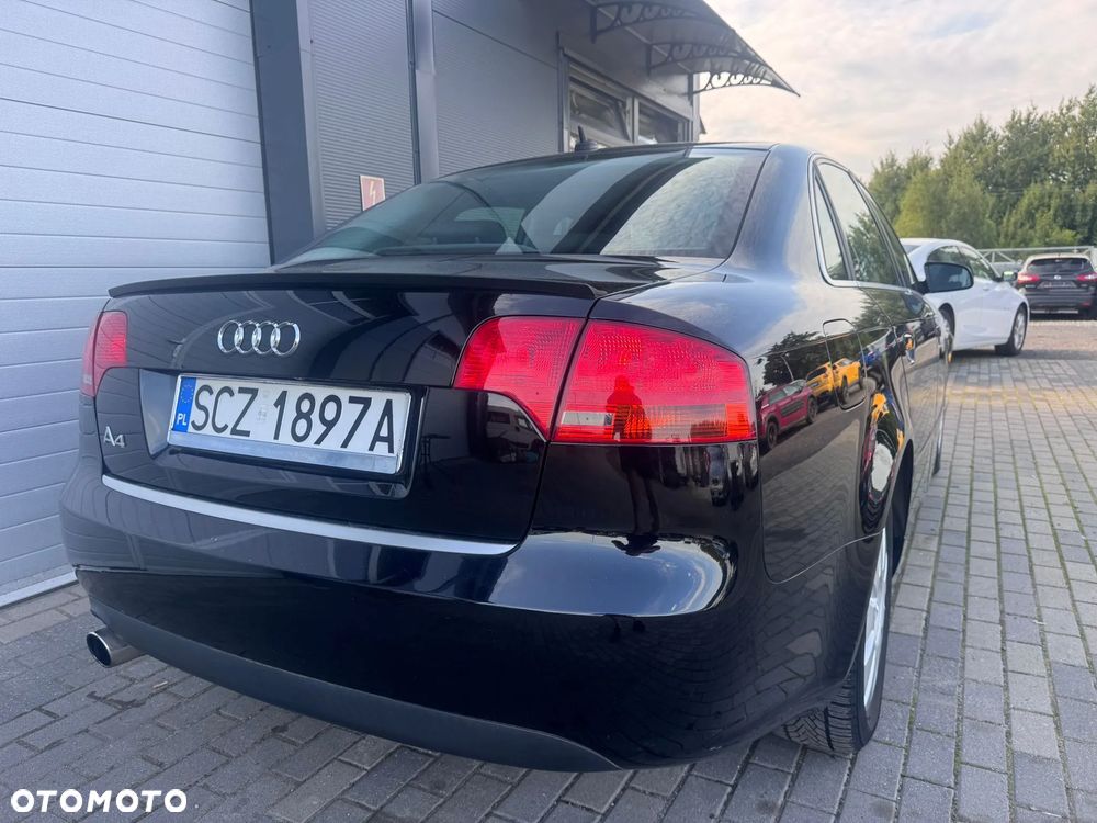 Audi A4 1.6 - 8