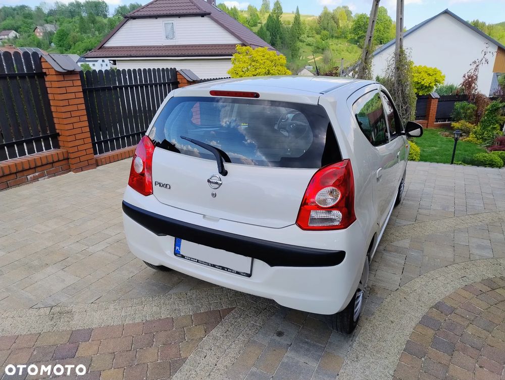 Nissan Pixo - 4