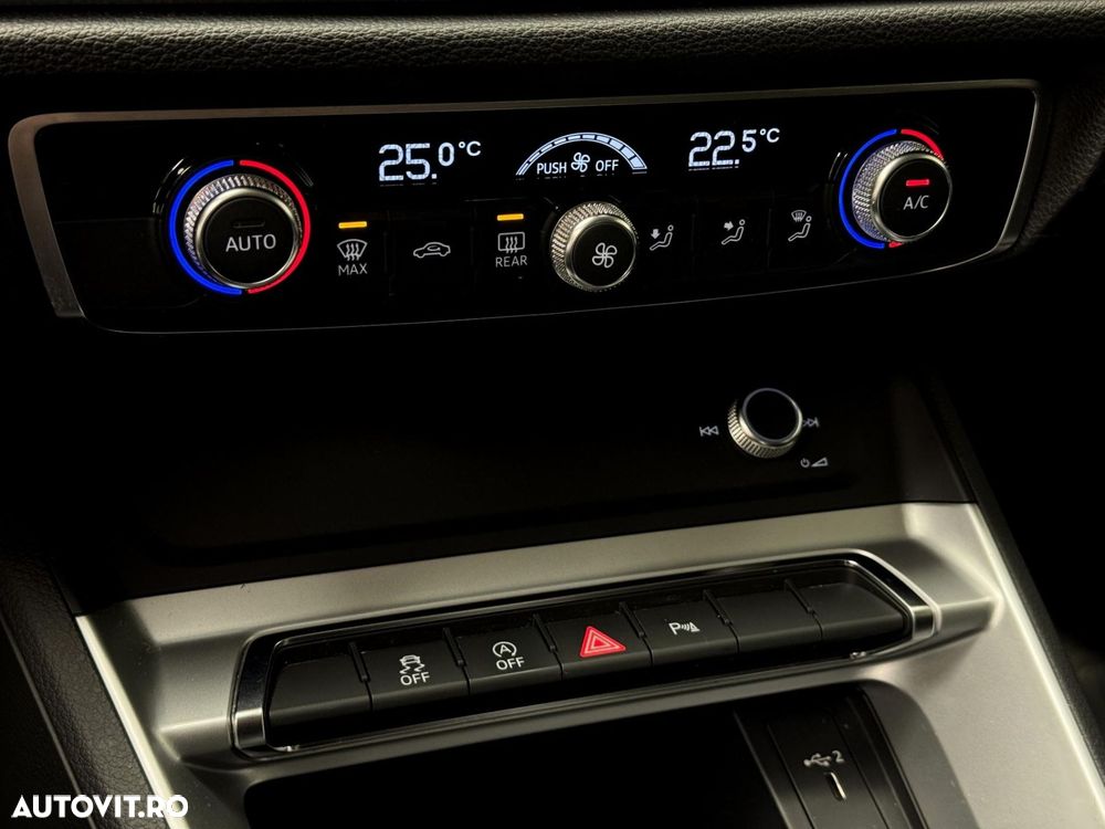 Audi Q3 - 17