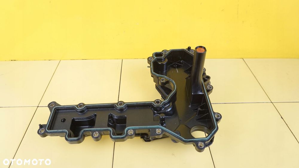 208 II C4 C5 1.2 THP PURETECH 21r 131KM HNS pokrywa zaworow 9811687980 - 2