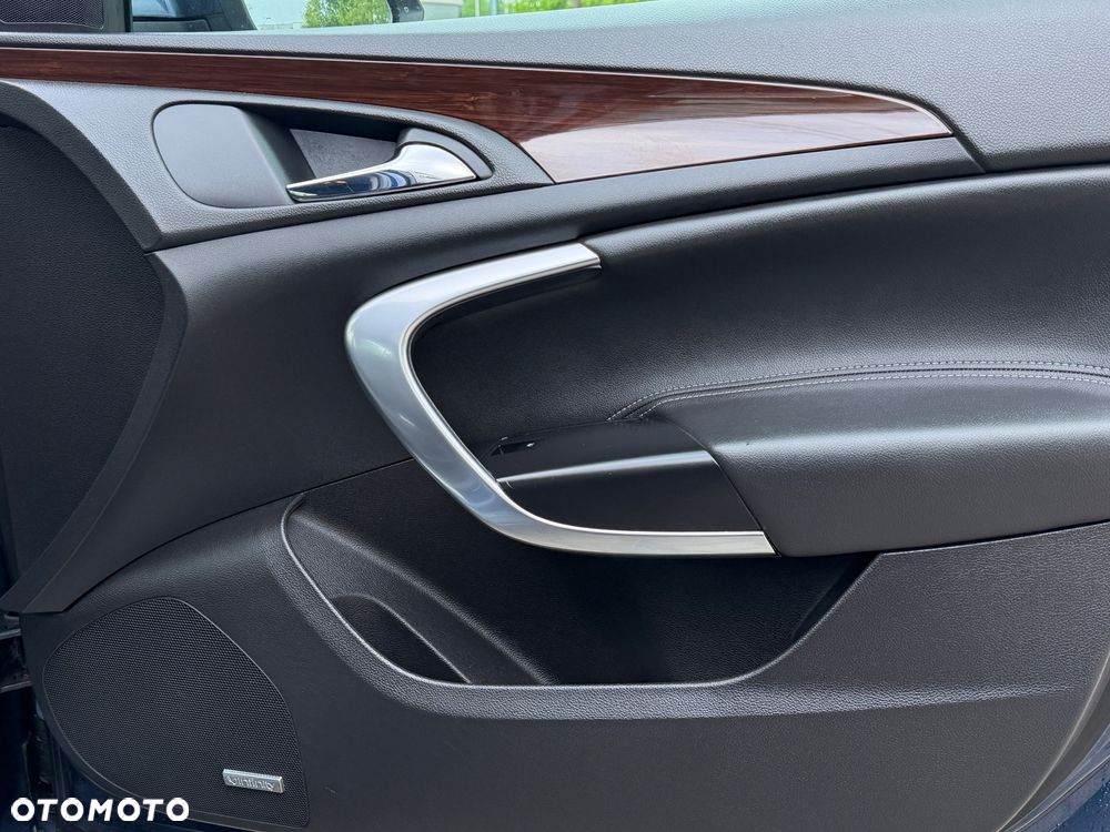 Opel Insignia 2.0 CDTI Cosmo - 11