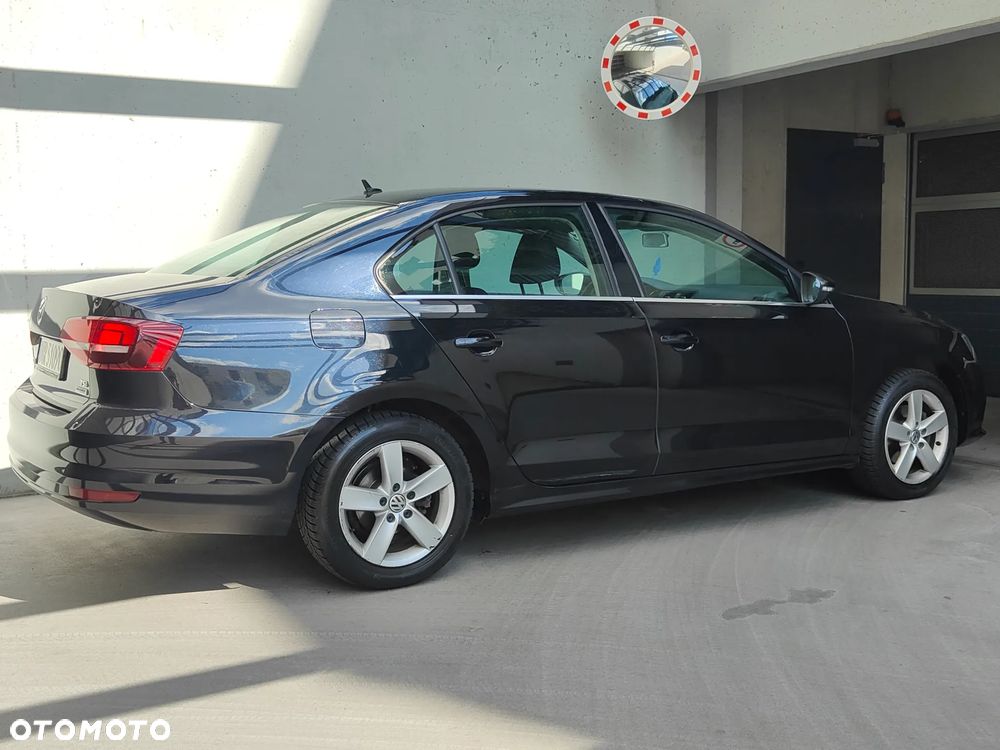 Volkswagen Jetta 1.4 TSI BMT Comfortline - 11