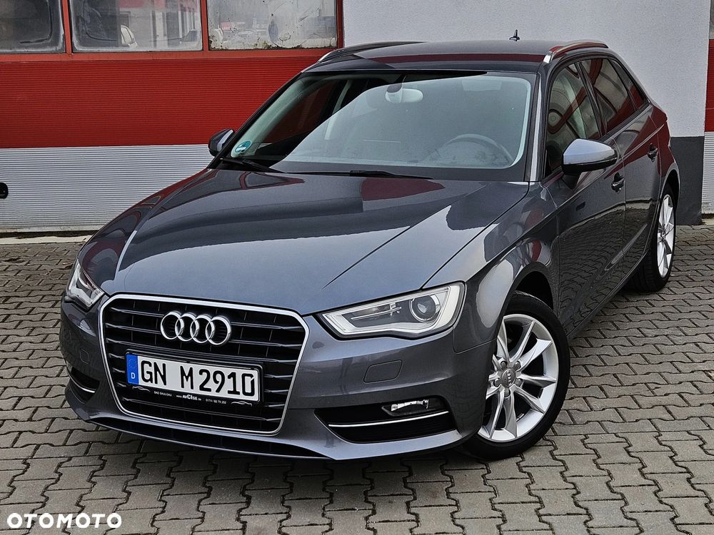 Audi A3 Sportback 1.4 TFSI Attraction - 4