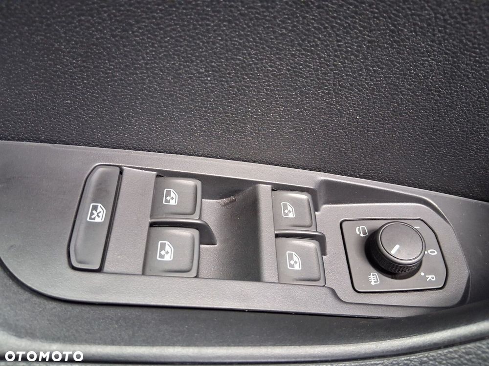 Skoda Karoq 2.0 TSI 4x4 Sportline DSG - 22