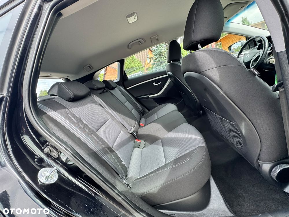 Hyundai i30 - 24