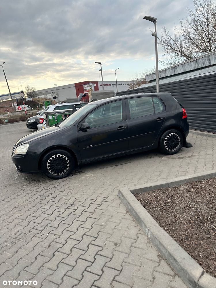 Volkswagen Golf 1.9 TDI Trendline - 4