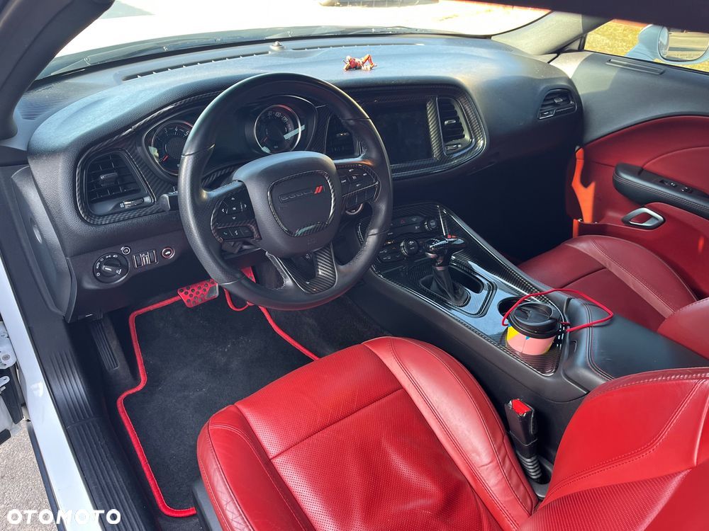 Dodge Challenger 5.7 R/T - 17