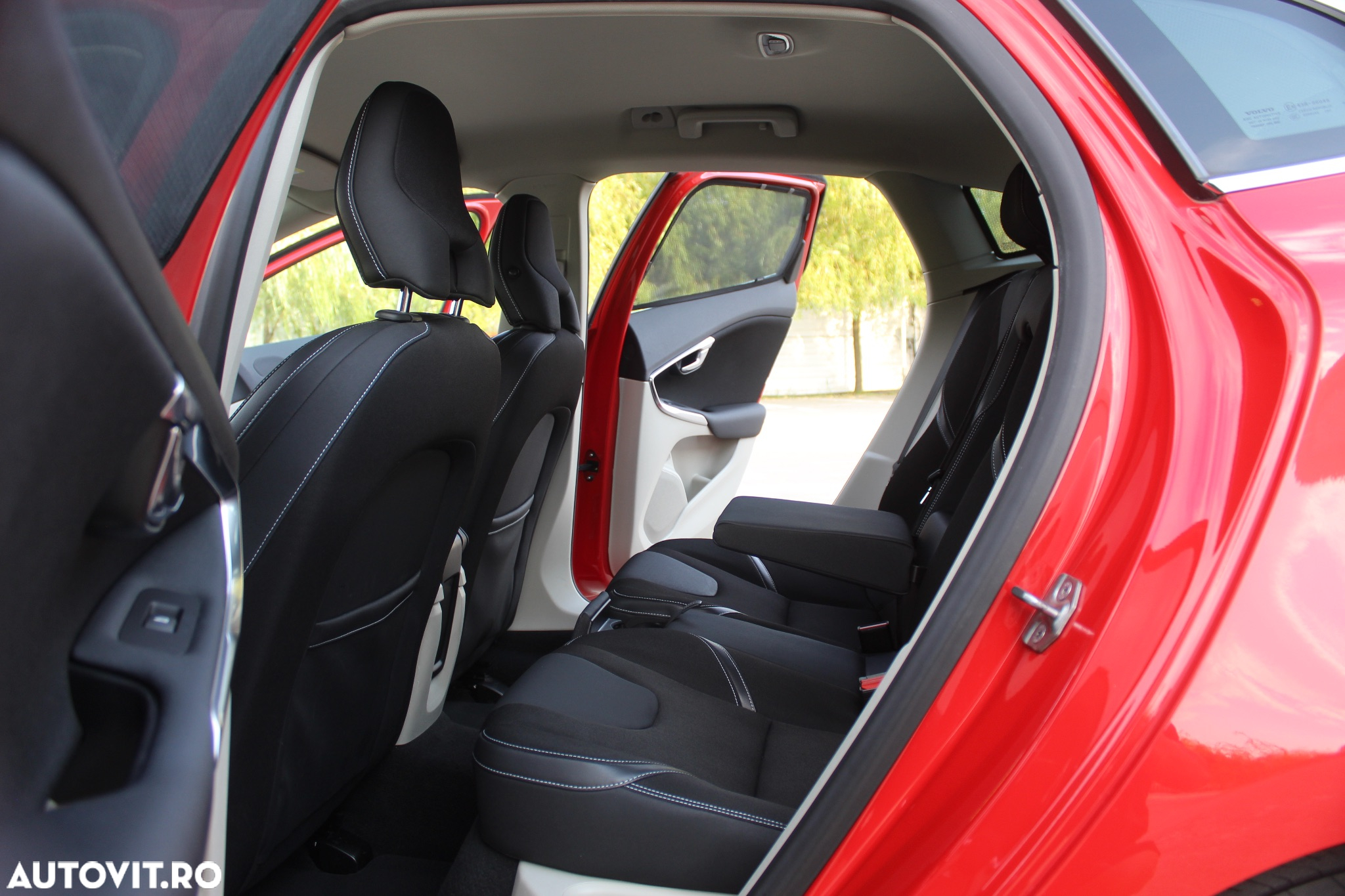 Volvo V40 D2 Momentum - 21