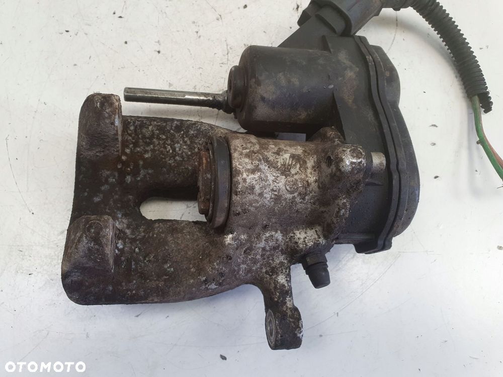 Renault Megane IV TYLNY ZACISK HAMULCOWY lewy tył 440102370R - 3