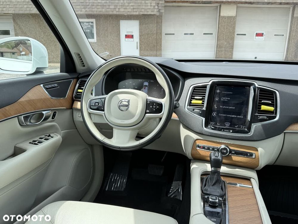 Volvo XC 90 T6 AWD Momentum 7os - 24
