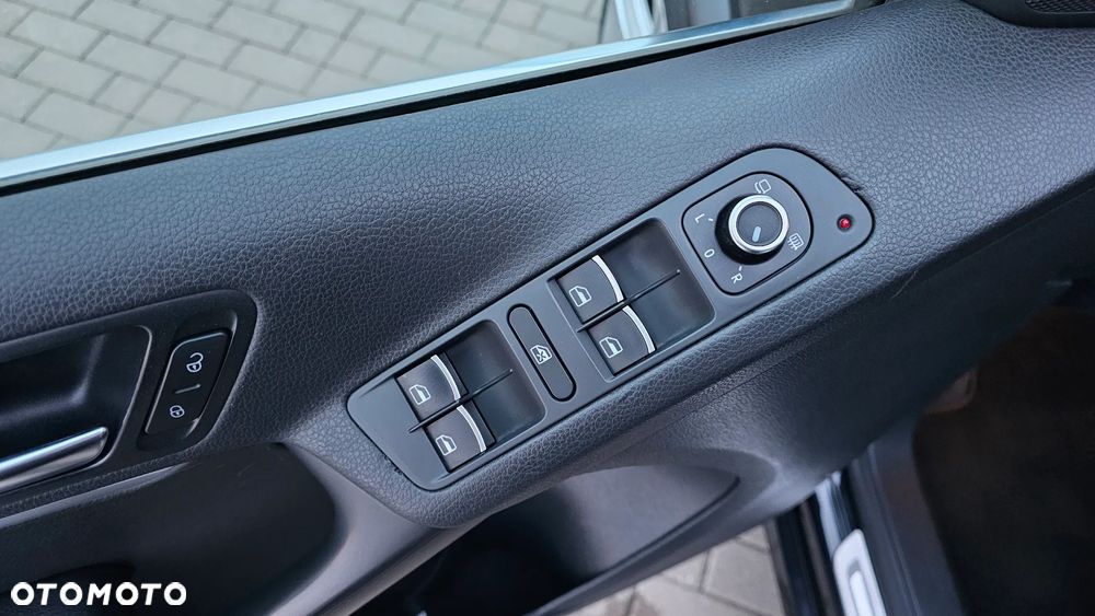 Volkswagen Tiguan 2.0 TDI 4Mot Perfectline R-Style DSG - 16