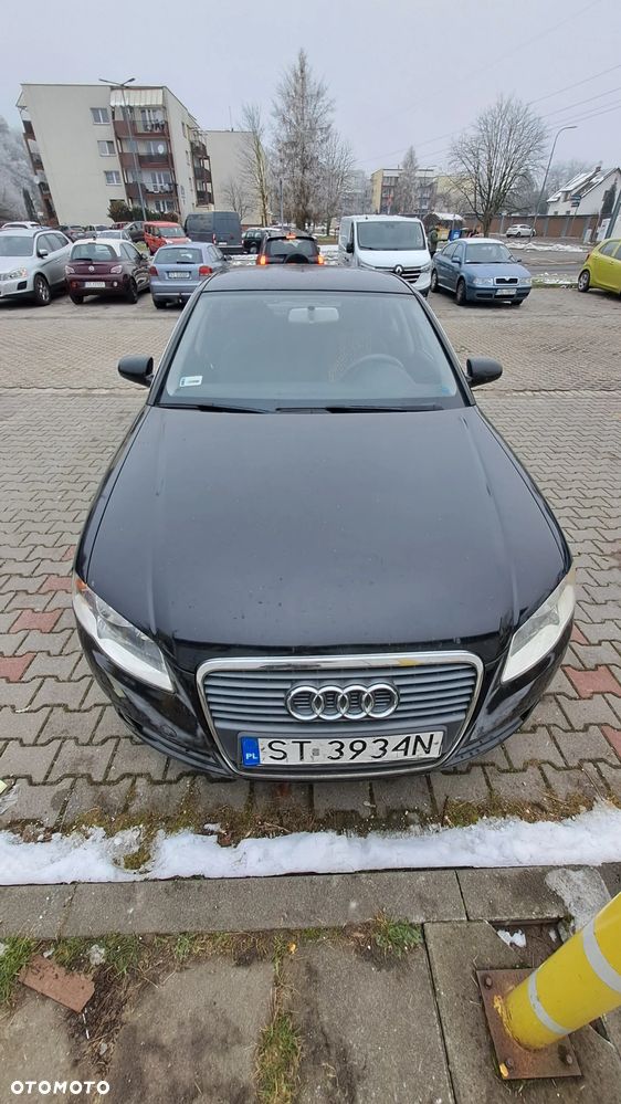 Audi A4 Limousine - 2