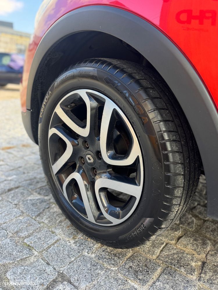 Renault Captur 0.9 TCE Helly Hansen - 9