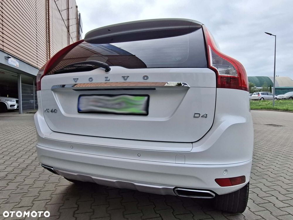 Volvo XC 60 D4 Geartronic Momentum - 20